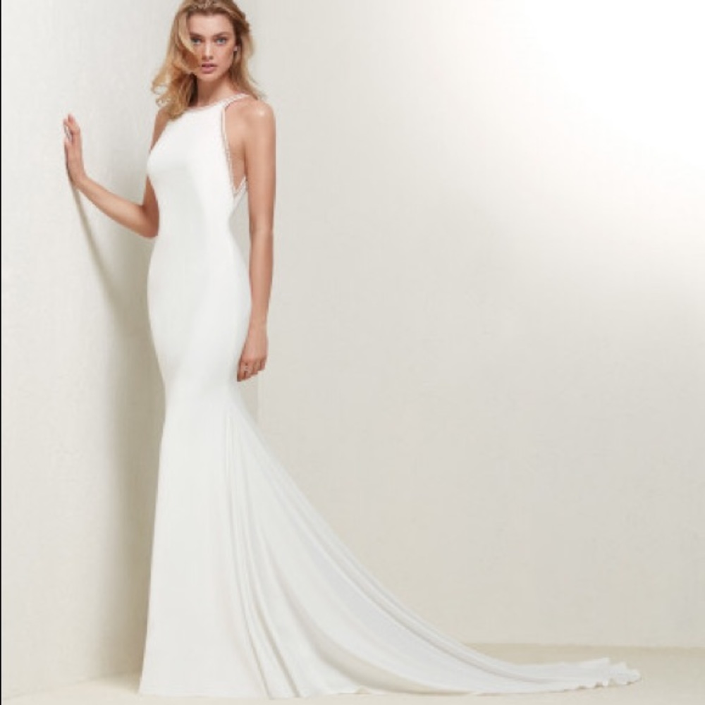 Wedding dress - Picture 3 of 3